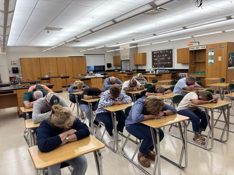 desks