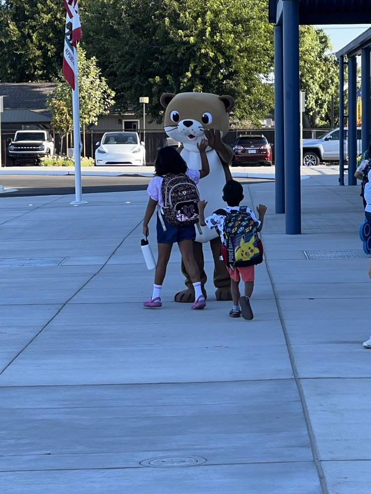 The otter even made an appearance and welcomed students to school  