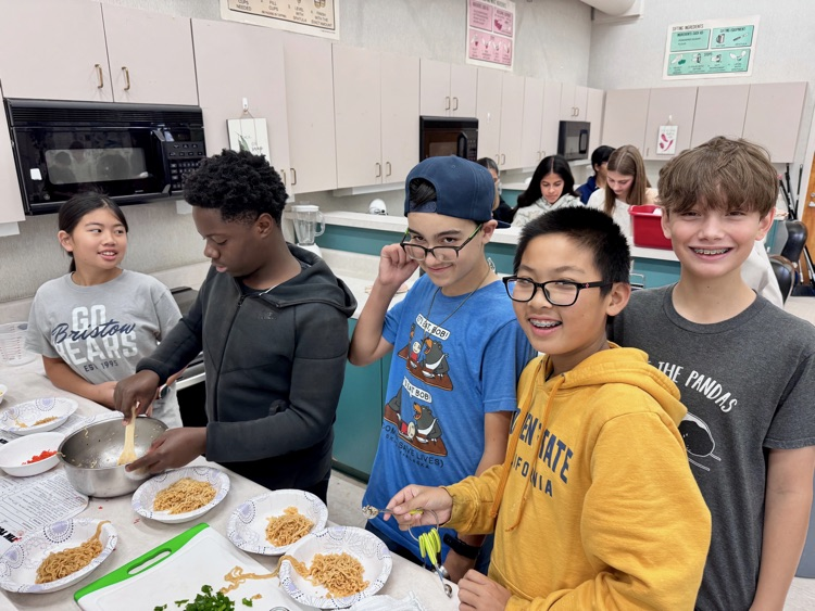 consumer arts - spaghetti 