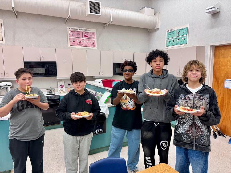 consumer arts - spaghetti 