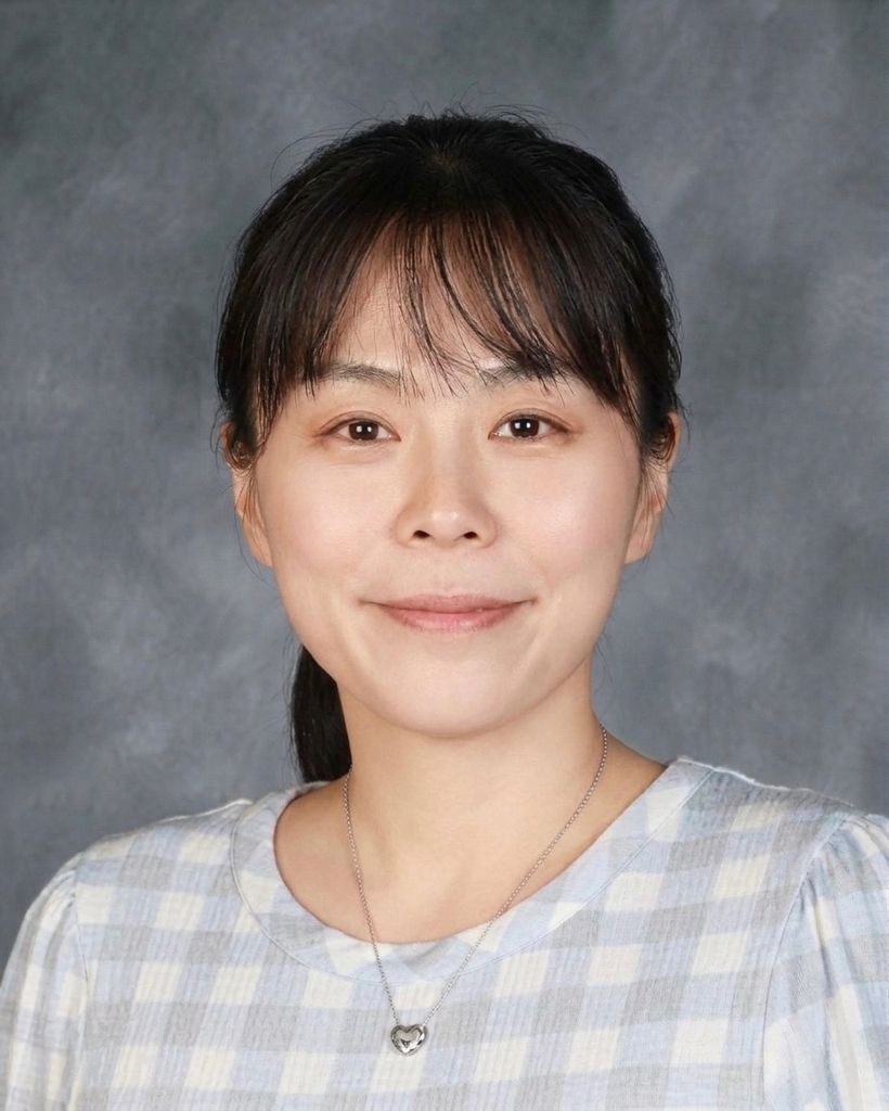 Esther Lee