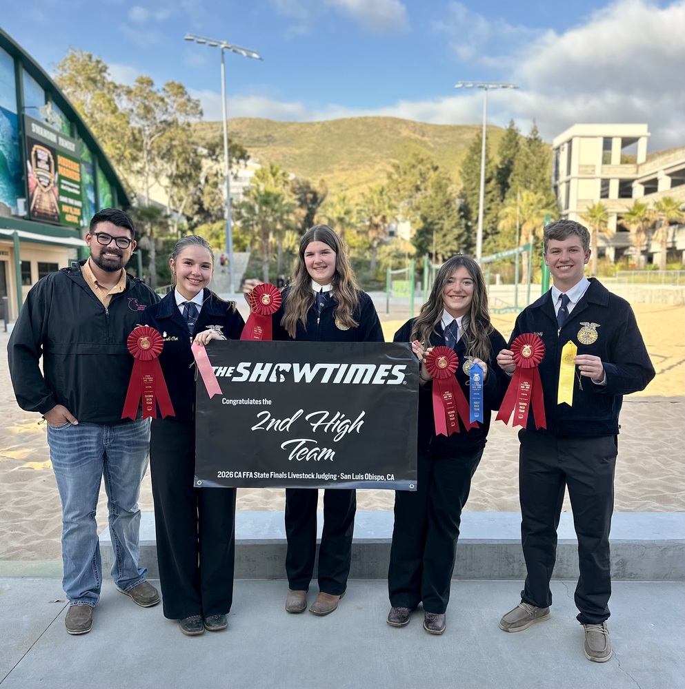 FFA group photo holding 2nd team high banner in SLO