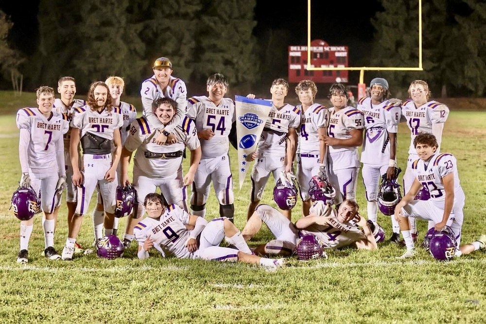 2025 Football team Section Bowl champions