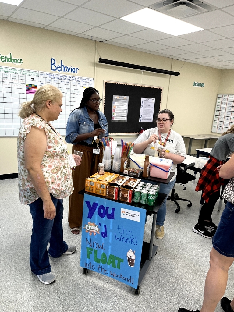 teachers making floats