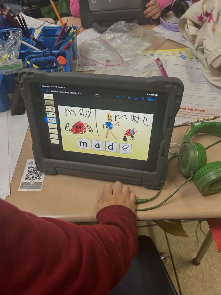 Students using Keynote on the iPad to practice "magic E" and "Short A"