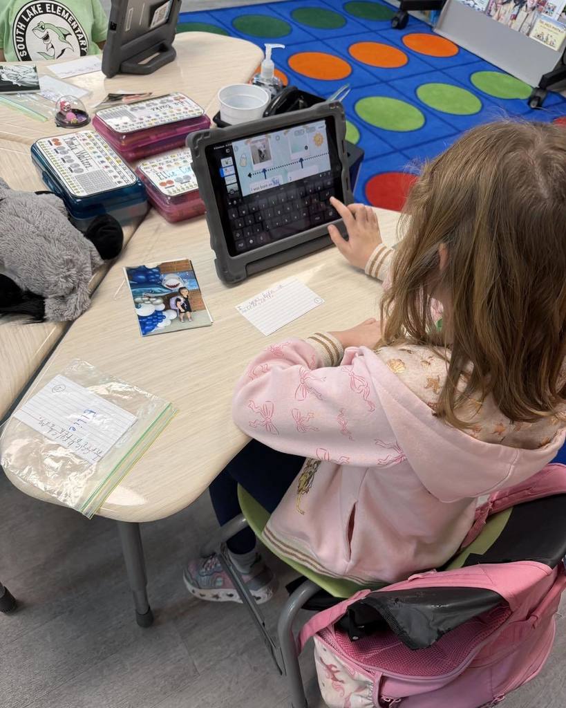 Students using iPads to create their project