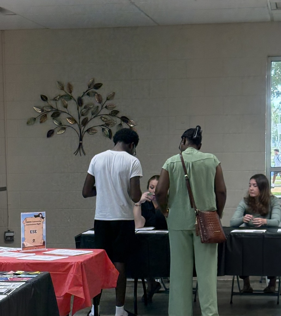 Ms Carpenter and Ms Dunn at Community Connections Night