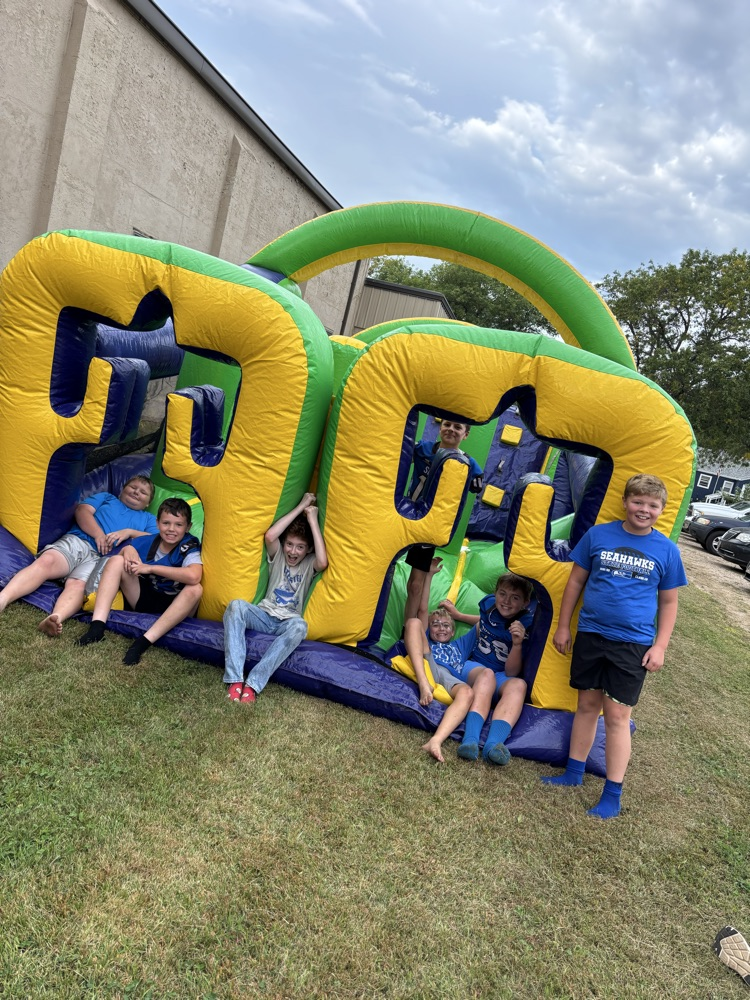 5th - Inflatables for homecoming! 🤩 