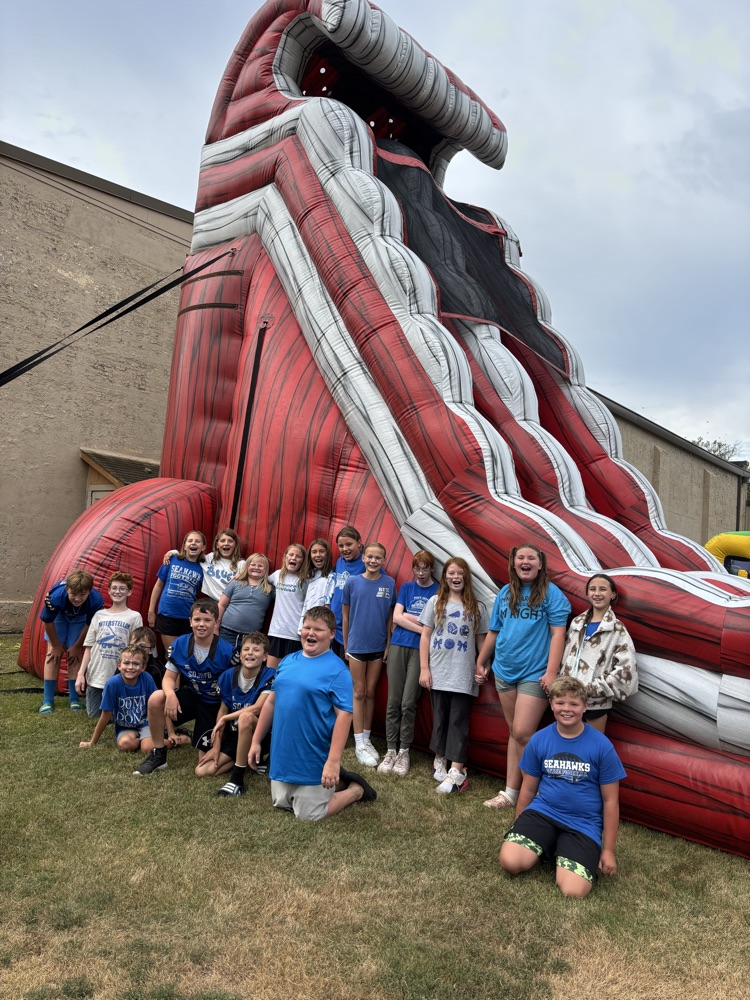 5th - Inflatables for homecoming! 🤩 