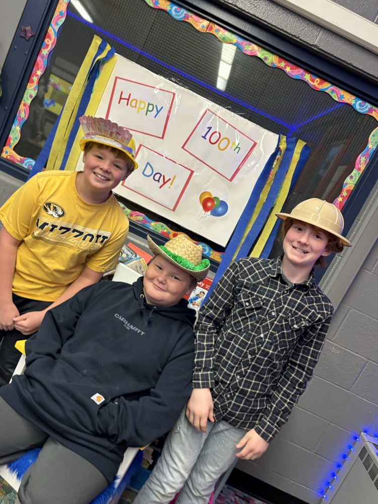 Never too old to celebrate the 100th day of school! 🎉 