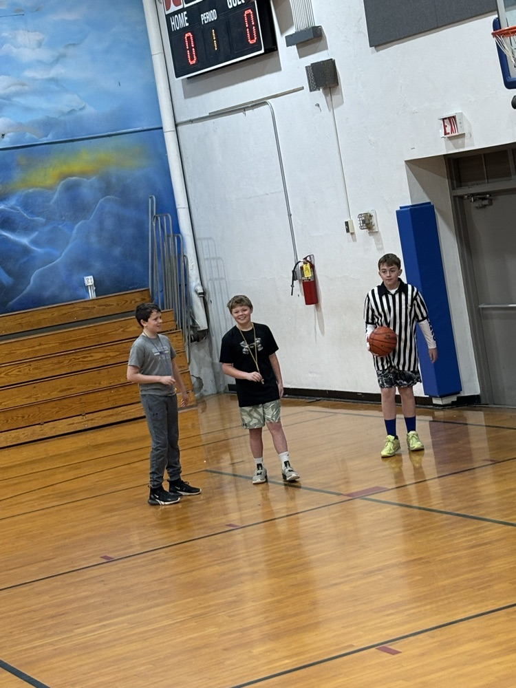 What a great way to wrap up March Madness! 🏀 📚 🤩 