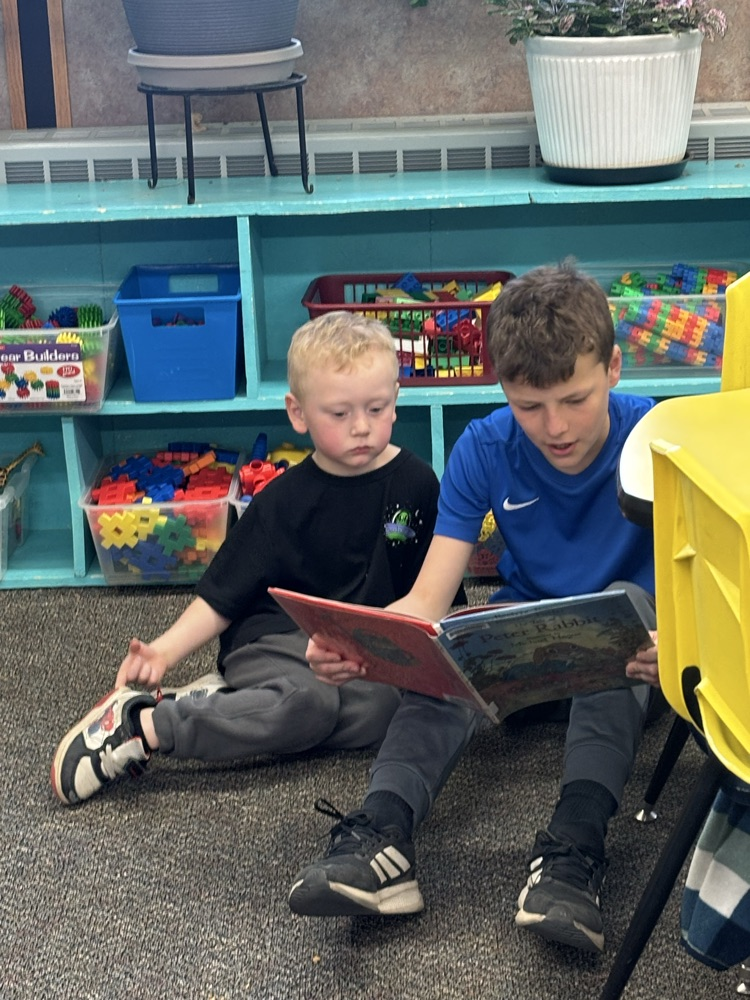 5th - Reading buddies 📚