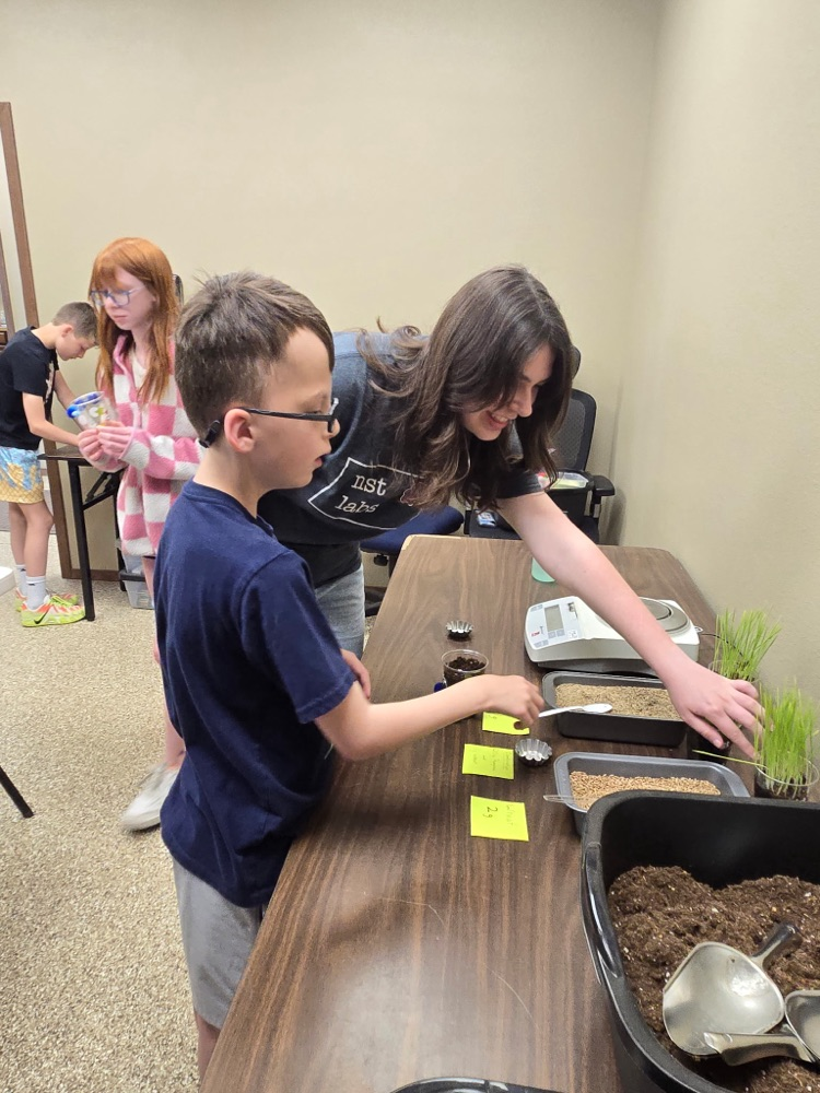5th - NST Labs tour 🌱