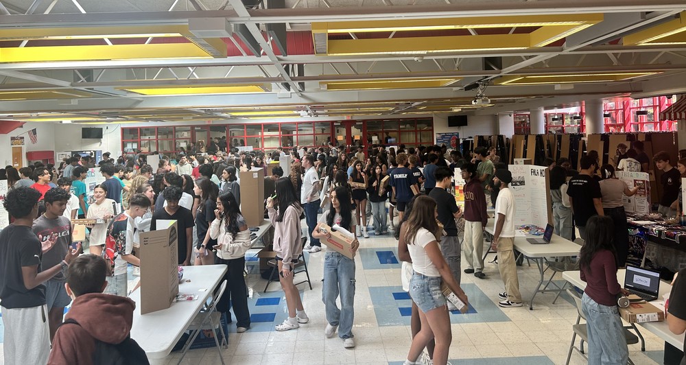 BRHS frosh orientation at club fair