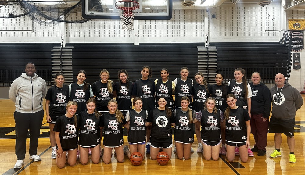 BRHS girls hoop team shot