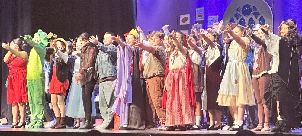 BRMS caast of Rotten Apples