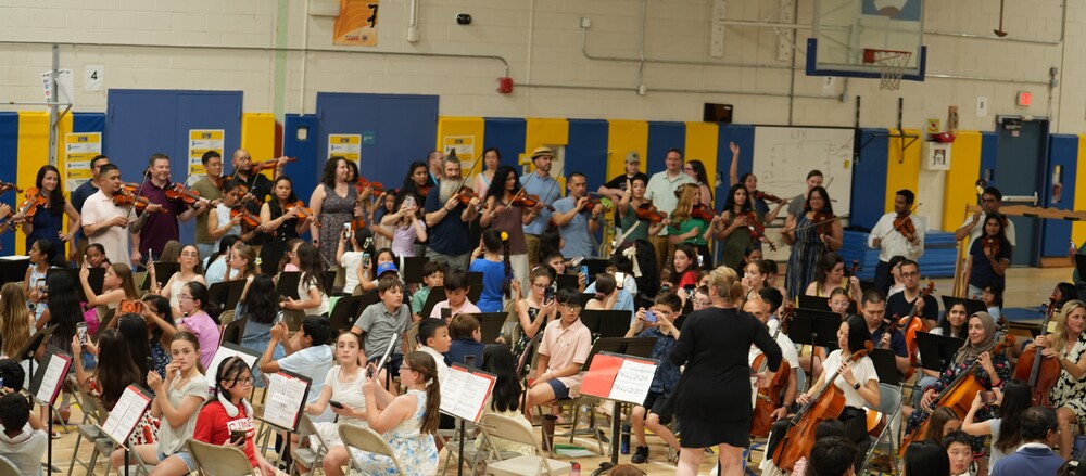 Ike orchestra concert