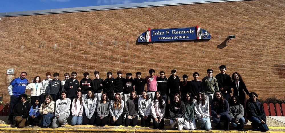 BRHS Italian students at JFK