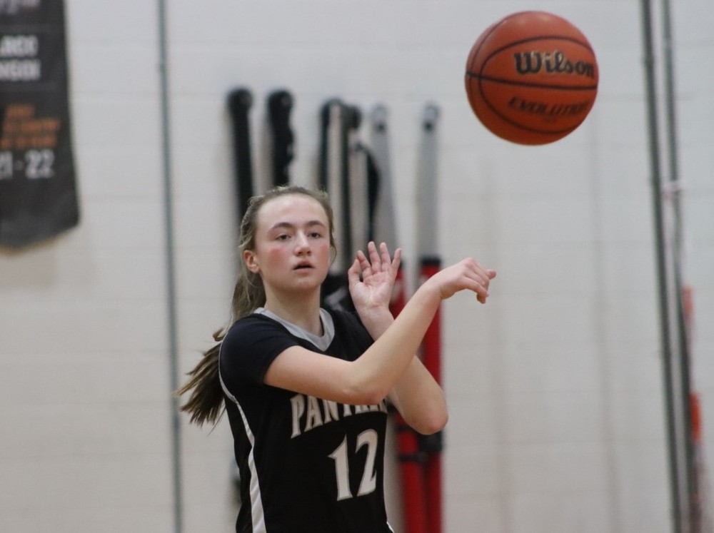 BRHS girl hoops in SCT