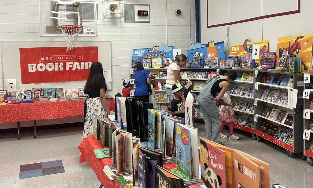 van holten book fair 6