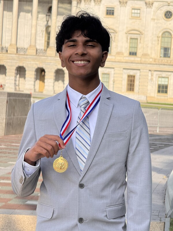 jishnu ghold medal winner