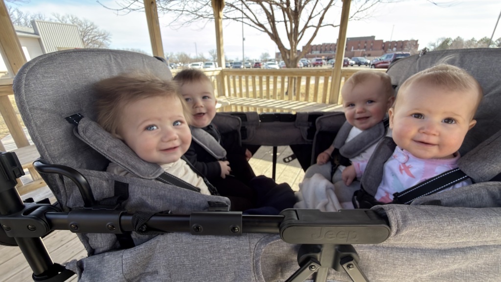 Fresh air + Happy babies = perfect day.