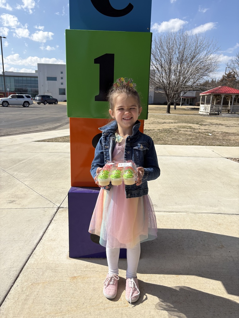 Happy Birthday Emrynn! Thank you for sharing treats with your class!