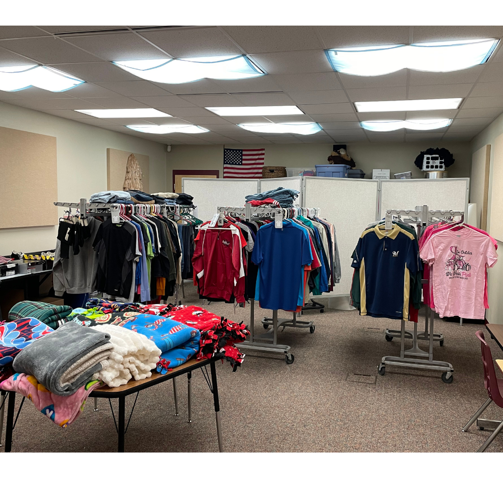 Community Closet2