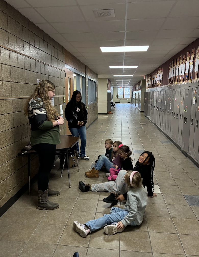 HS students working with ES students 