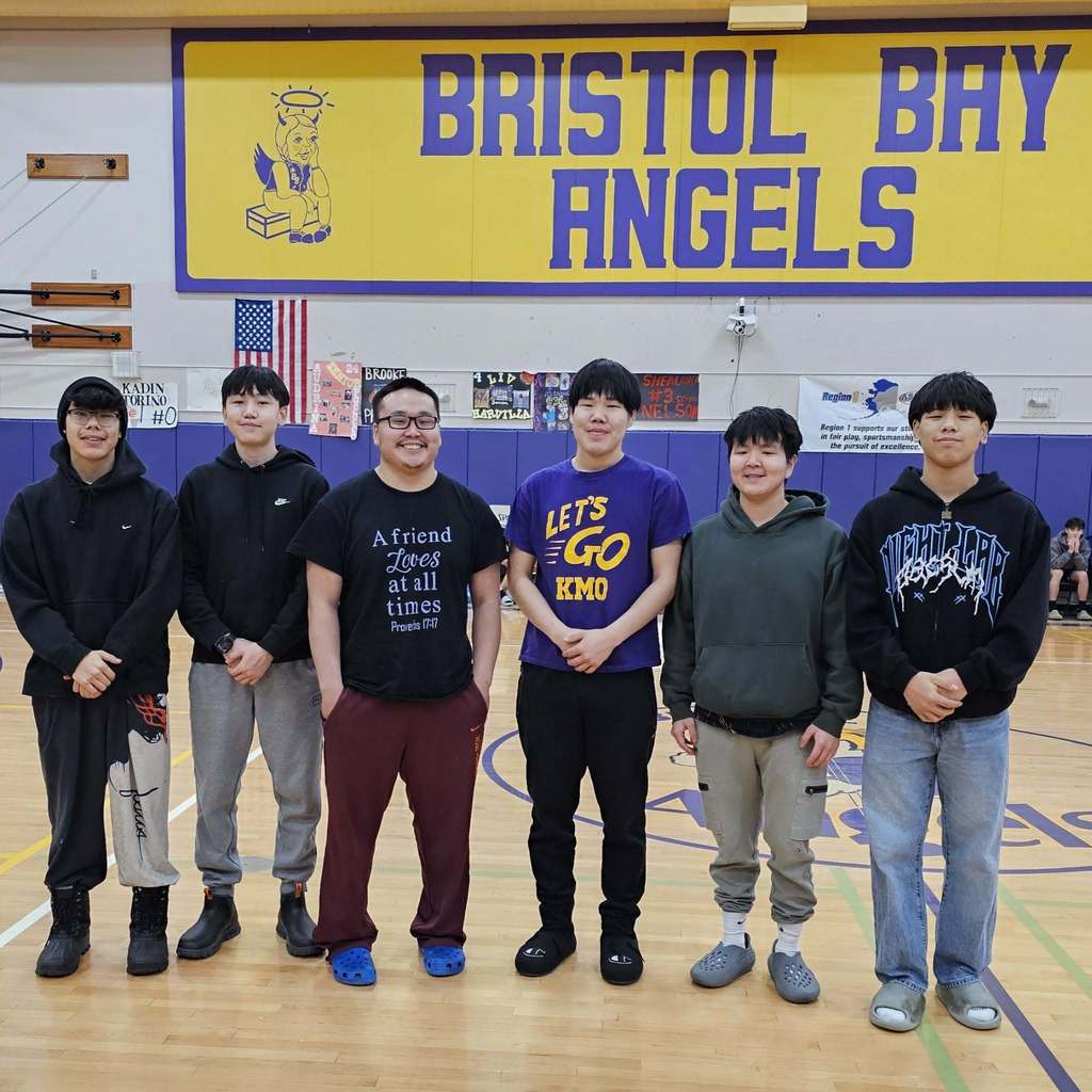 Sportsmanship Award: Manokotak Lynx