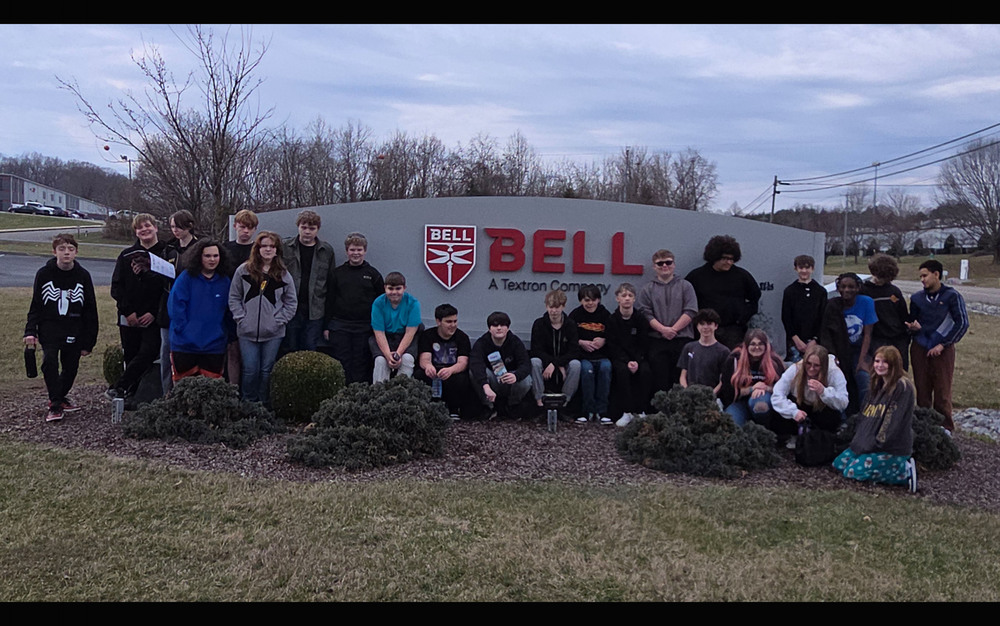 8th Grade Trip to Bell Helicopter