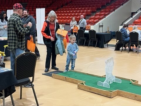 Traveling Bear Putt Putt