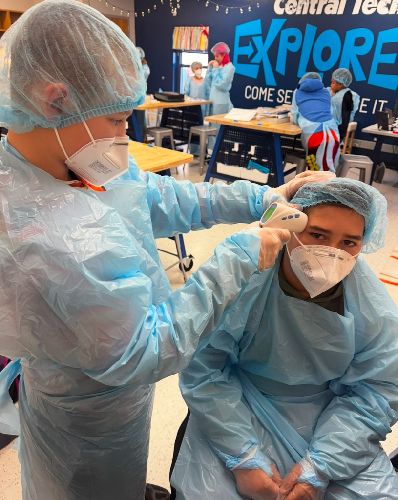 Middle School Careers Class learns about Health Careers