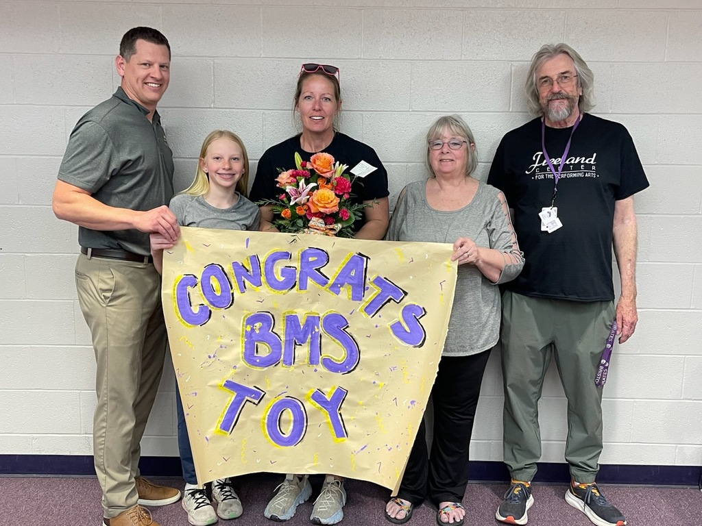 picture of Becky Busch and her family