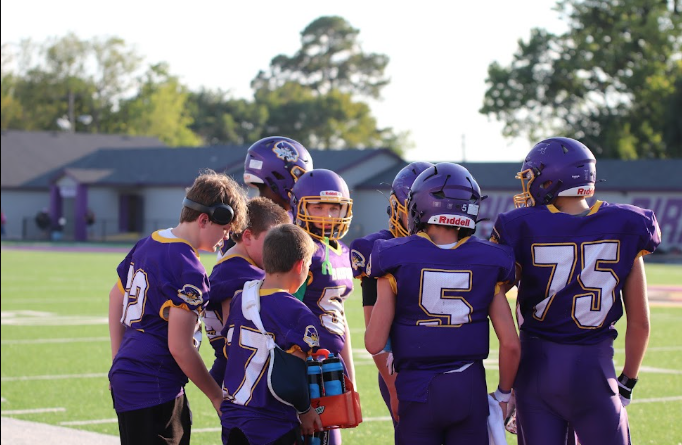 This is a variety of Bristow 8th Grade football pictures.