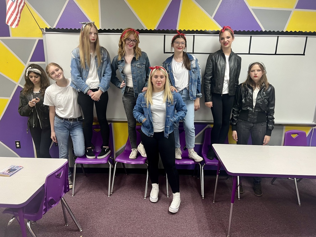 Students dressed for Outsider's Day