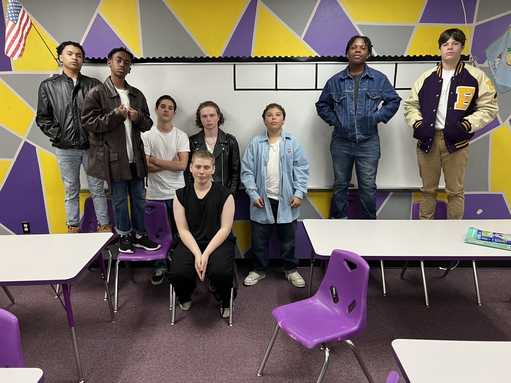 Students dressed for Outsider's Day