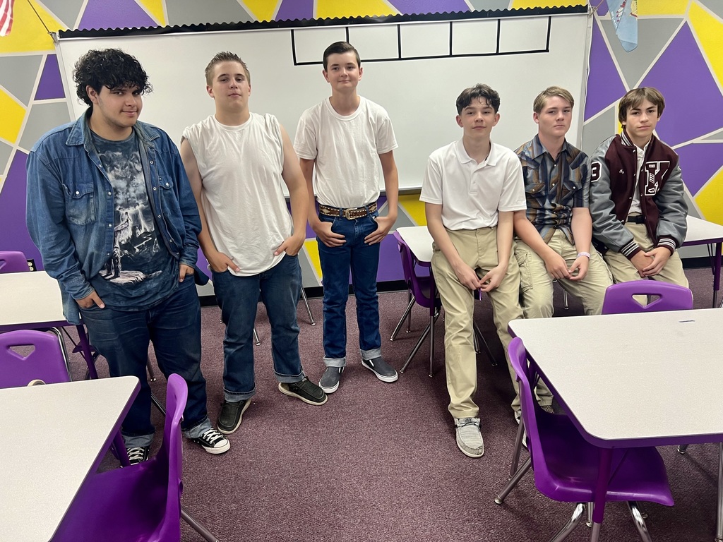 Students dressed for Outsider's Day