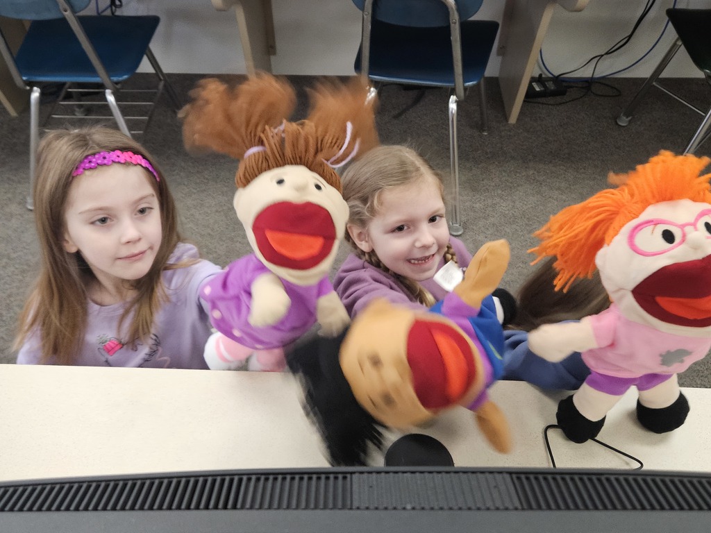 kids play with puppets