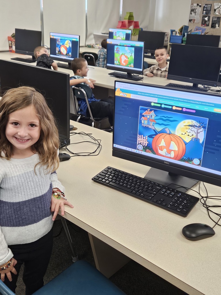 girl at computer