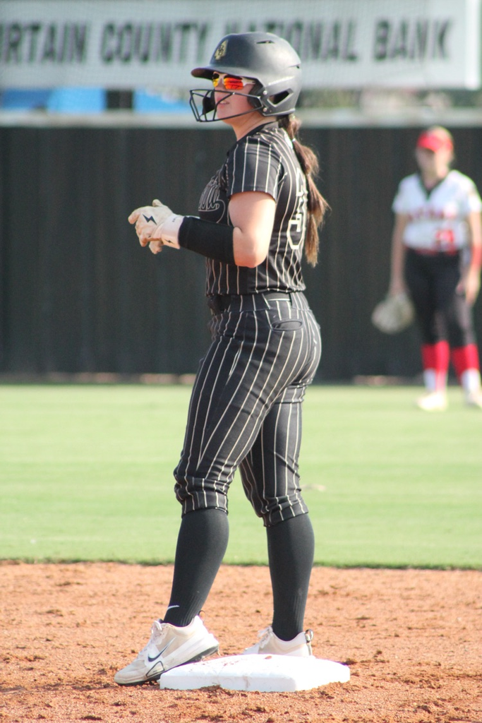softball girl