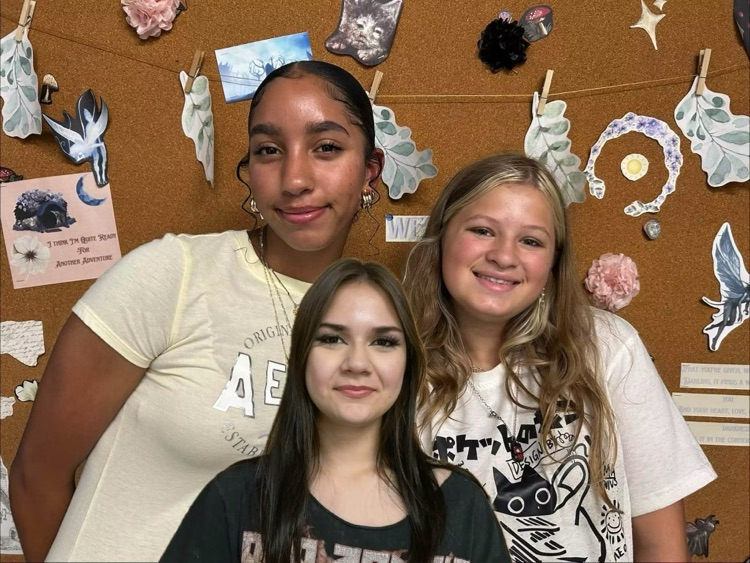 3 girls