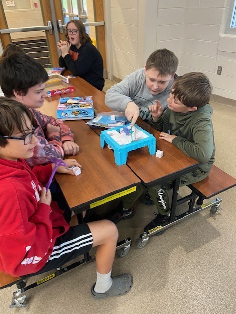 7th grade lunch games