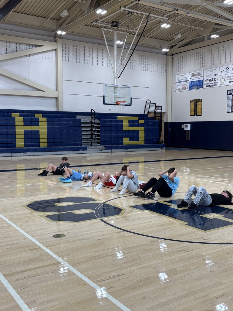 🏃♀️💪 Brookfield Middle School students are taking part in the Team Tressel Fitness Challenge! Through the challenge, students are staying active, working toward fitness goals and learning the importance of building healthy habits. Keep up the great work, Warriors! 🏹💙🤍