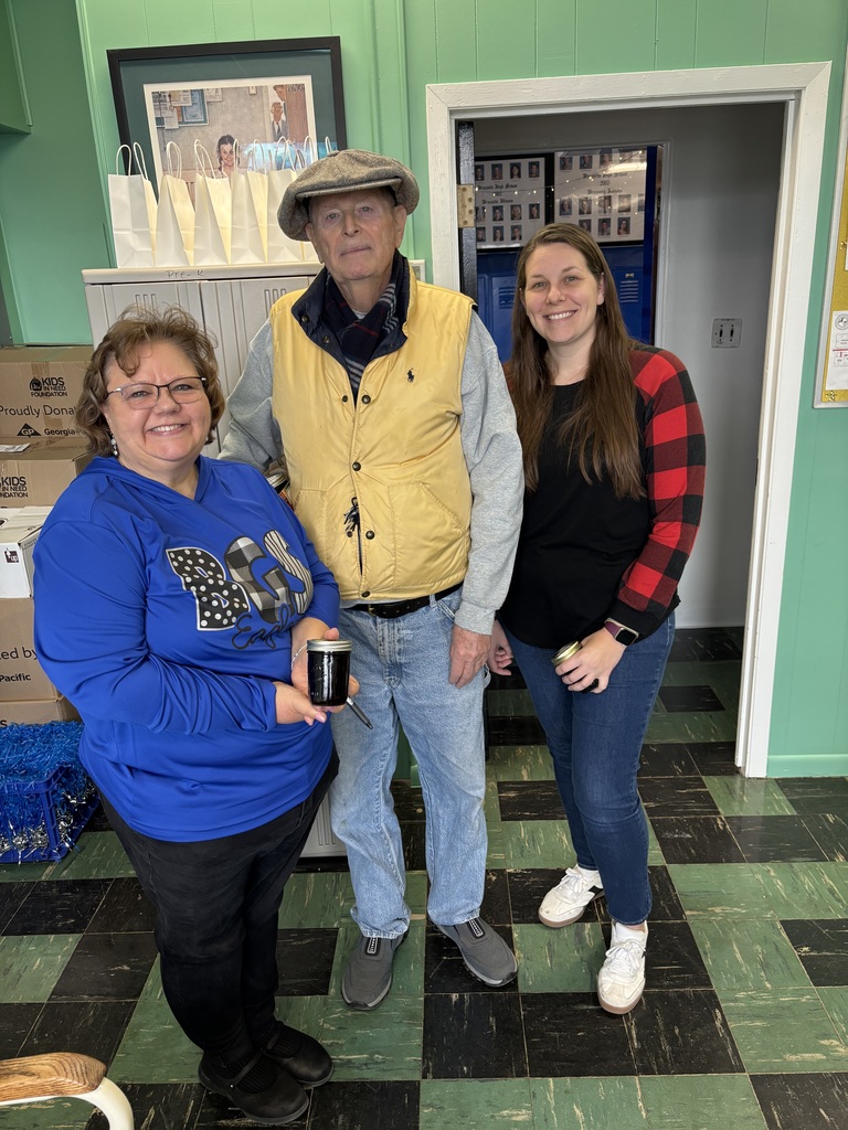 Mr. Siemer, Mrs. Long, Mrs. Gilbreth