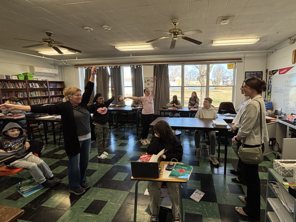 Brussels School Song and Dance for our visitors from Lebanon #9