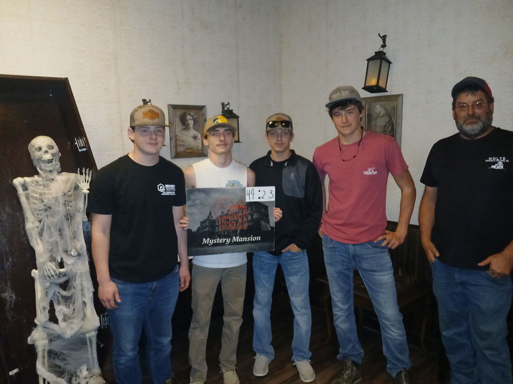 Escape room boys