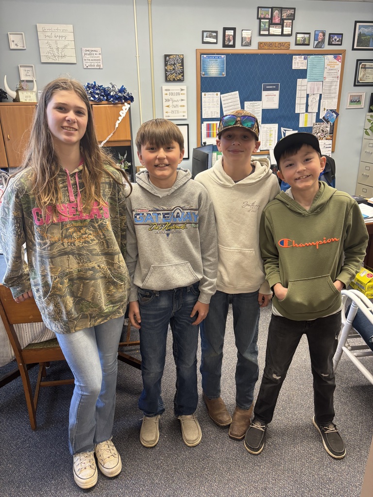 Stepping up - Brussels Junior High 