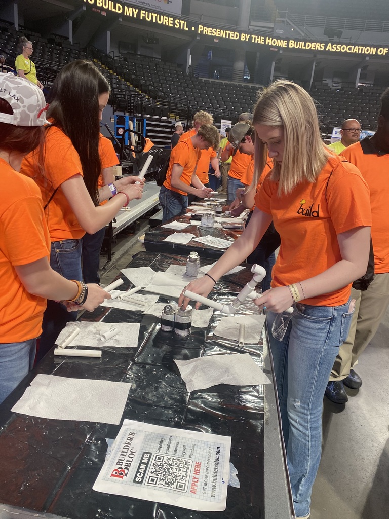Build St. Louis and Brussels HS Students