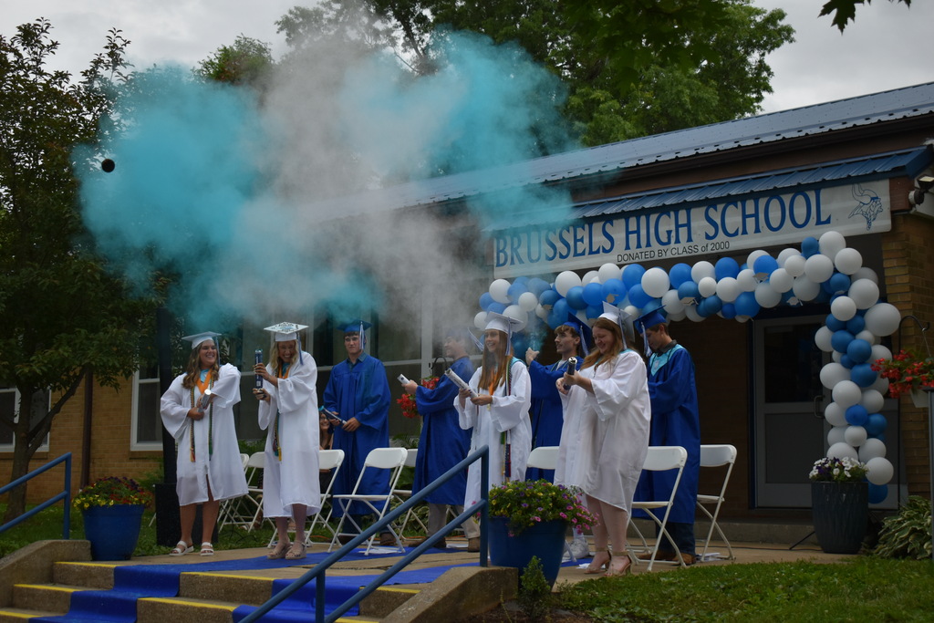 BHS GRADUATES 